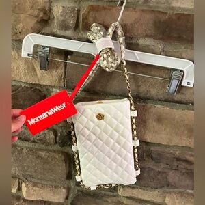 Montana West White Quilted Crossbody with Gold Chain- NWT
